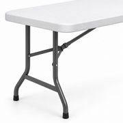 Table pliante 180 cm — vue de détail, illustration générée d’un modèle d’exemple